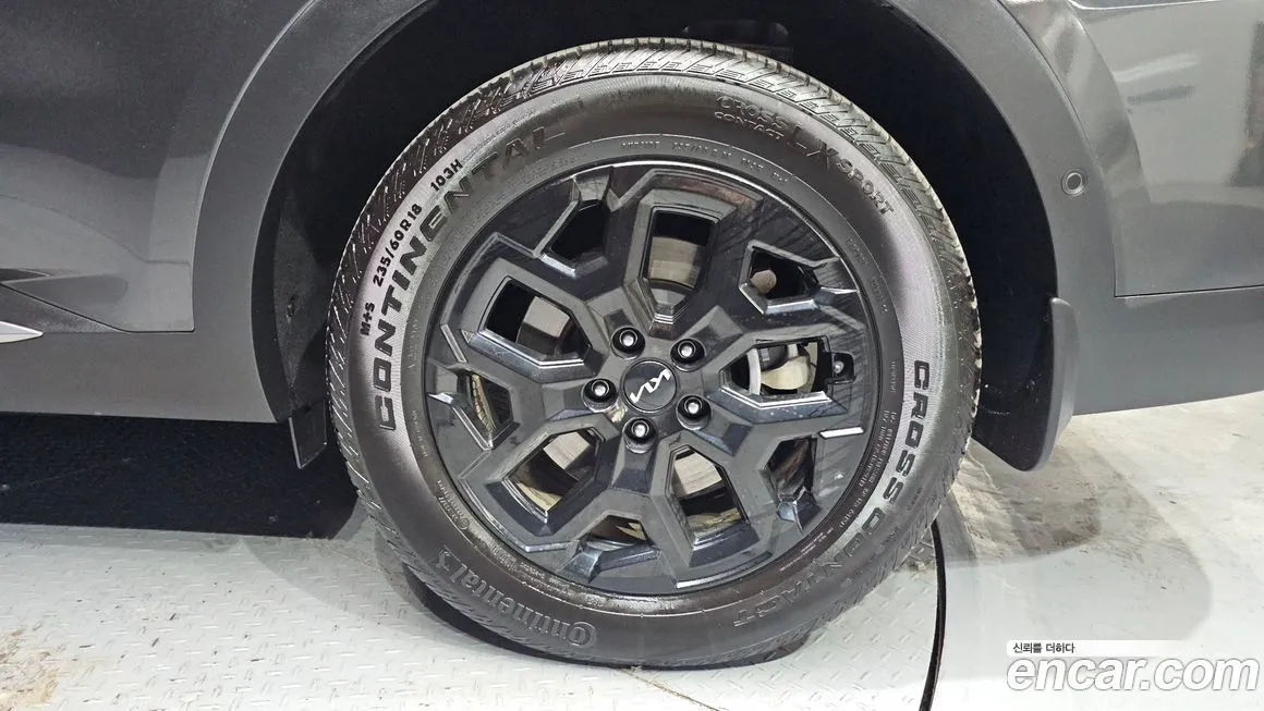 Kia Sorento — фото 6