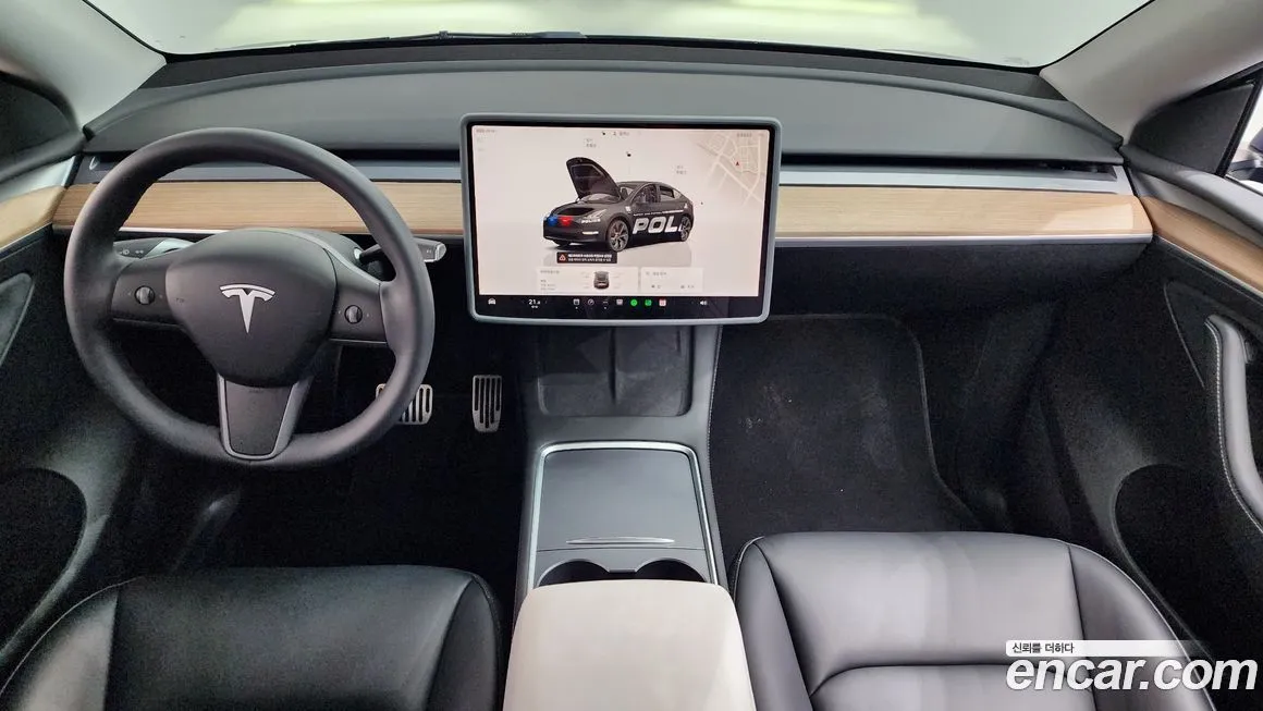 Tesla Model Y — фото 6