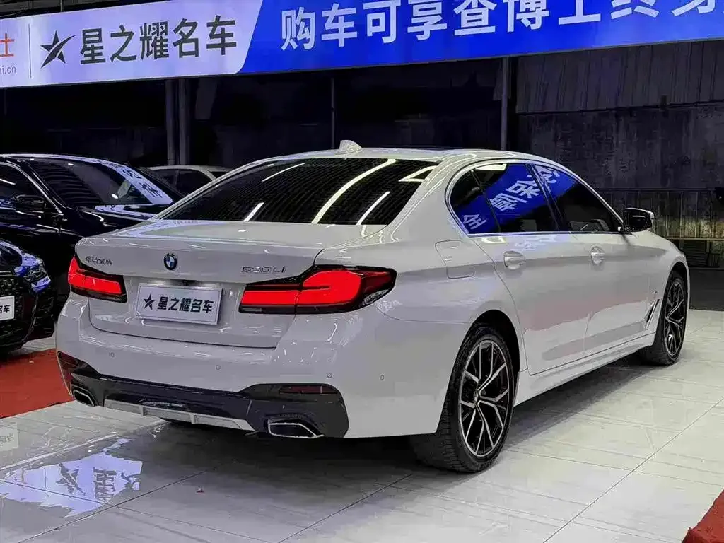 BMW 5 Series — фото 4