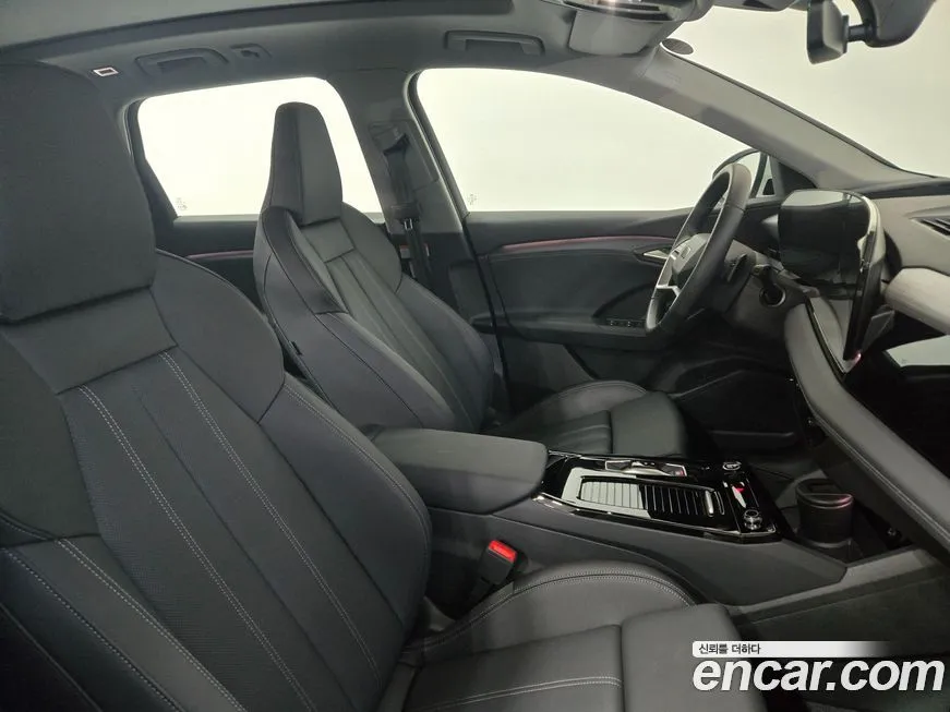 Audi Q6 e-tron — фото 10