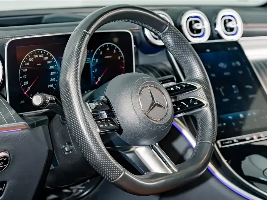 Mercedes-Benz GLC — фото 5
