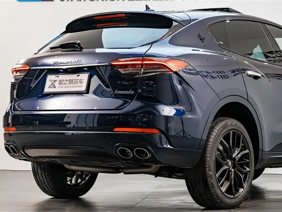 Maserati Levante — фото 10