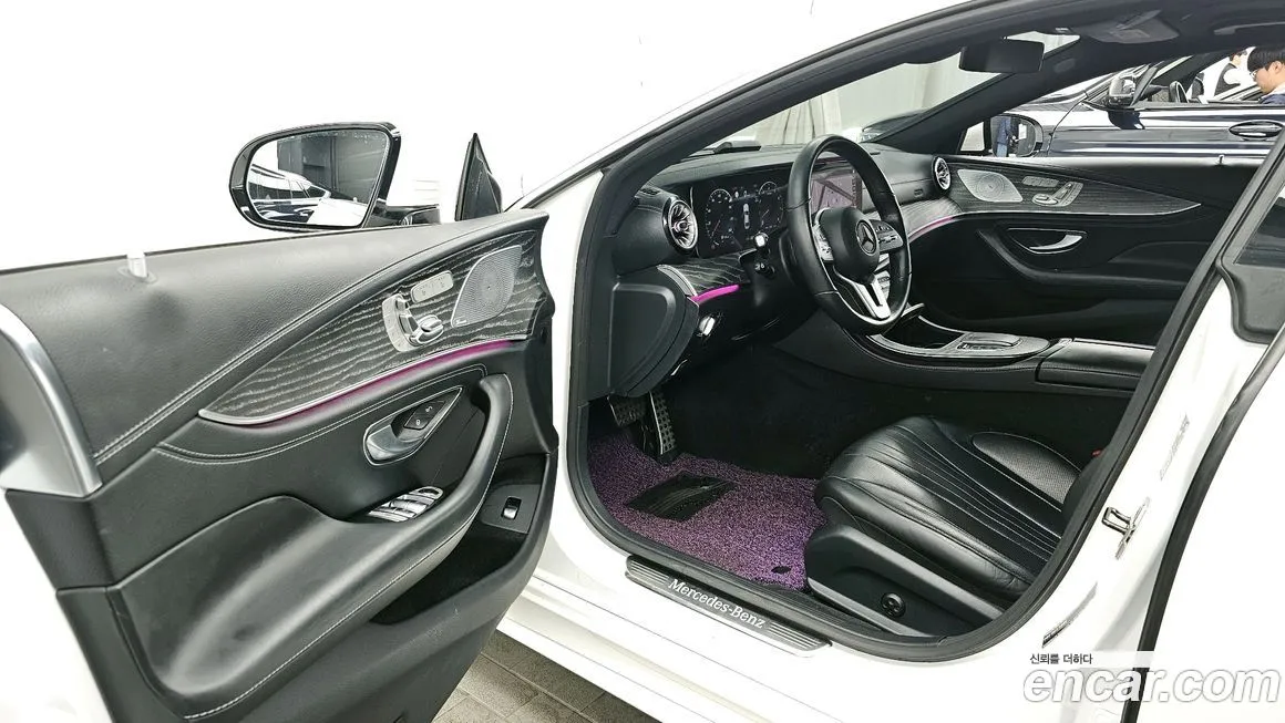 Mercedes-Benz CLS-Class — фото 10