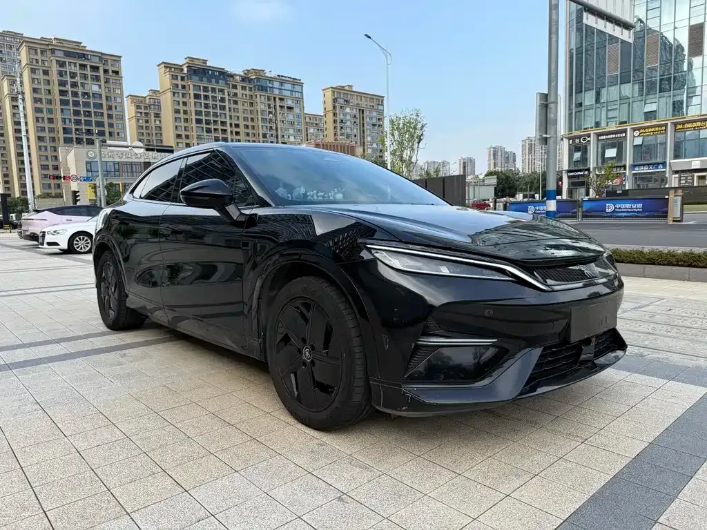 BYD L EV — фото 7
