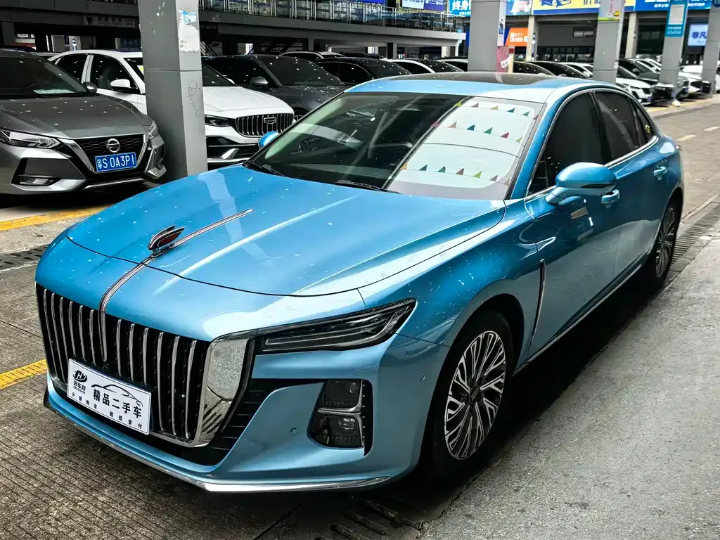 Hongqi H5 — фото 1