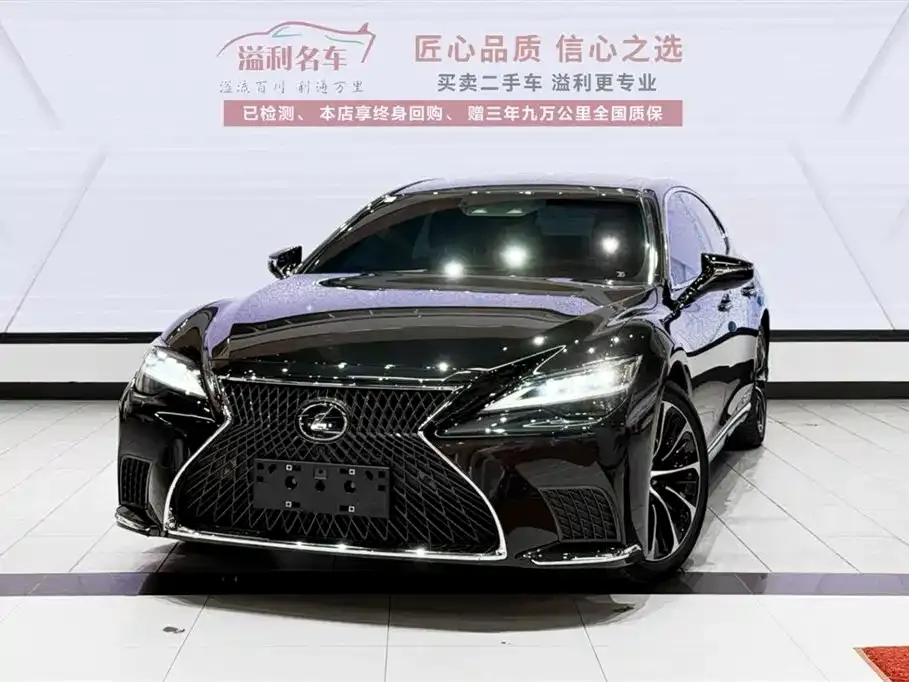 Lexus LS — фото 1