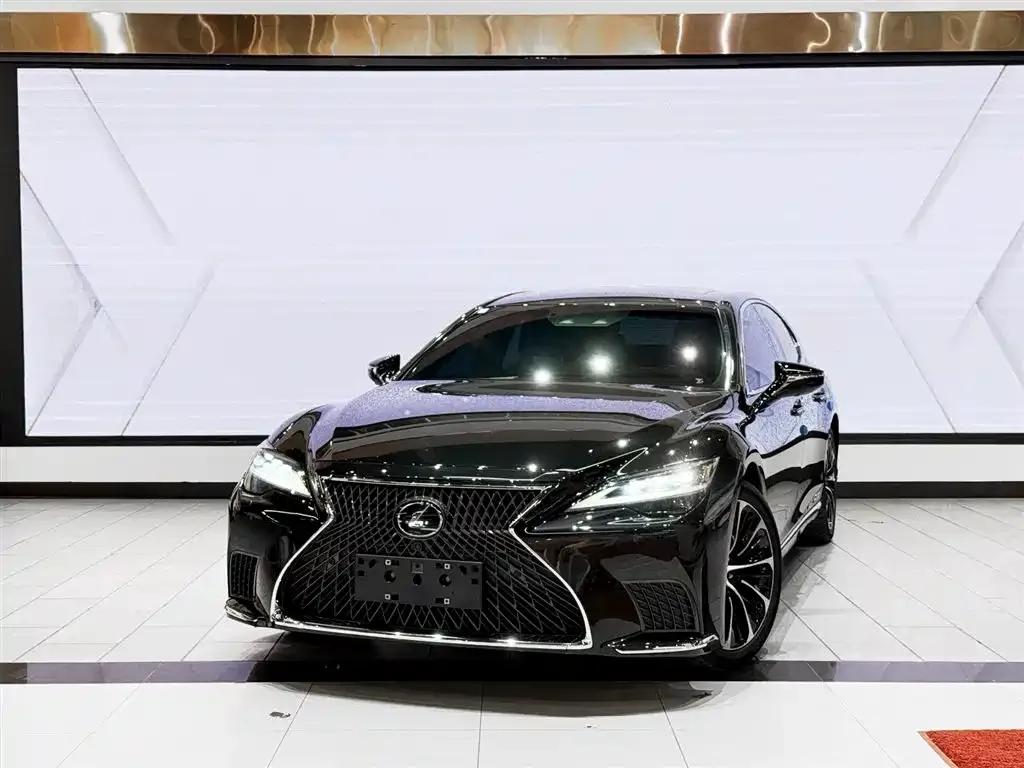 Lexus LS — фото 2