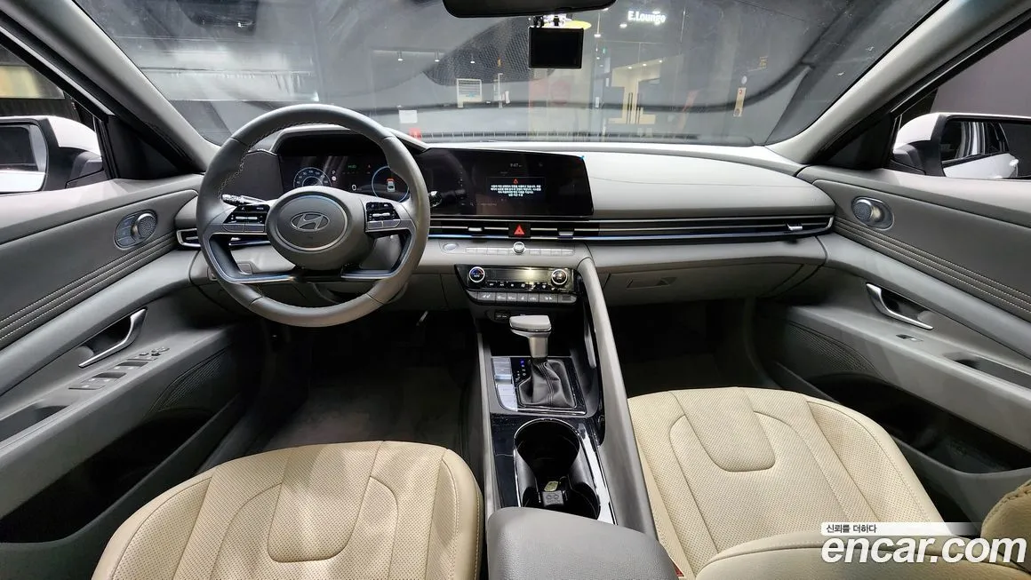 Hyundai AVANTE — фото 4