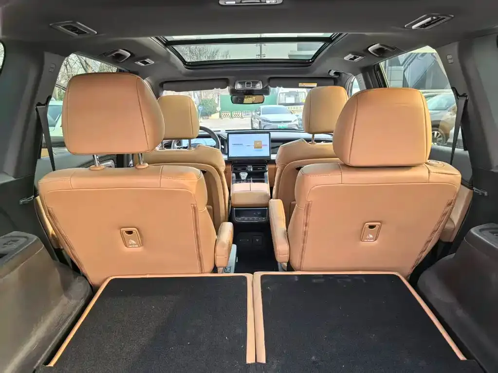 GAC Motor Trumpchi ES9 — фото 9