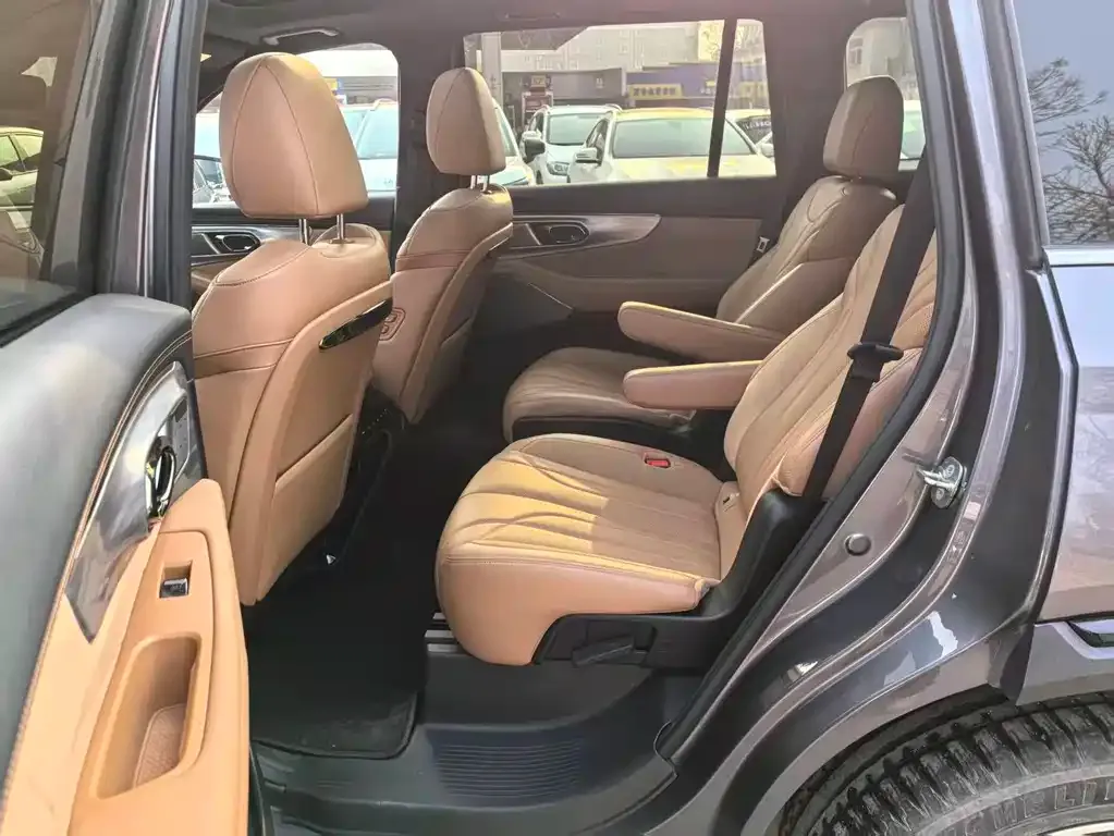 GAC Motor Trumpchi ES9 — фото 3