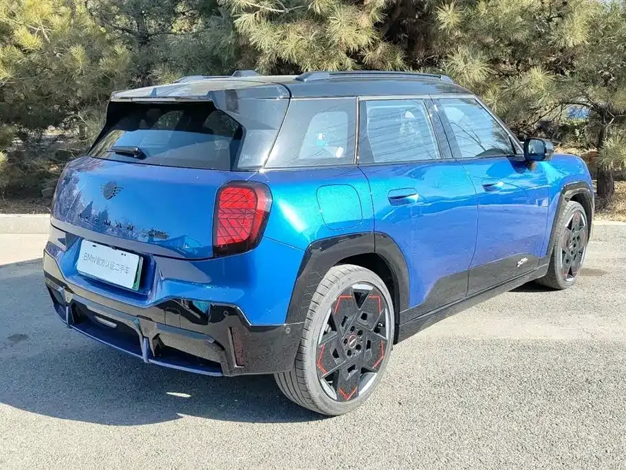MINI Aceman JCW Electric — фото 10