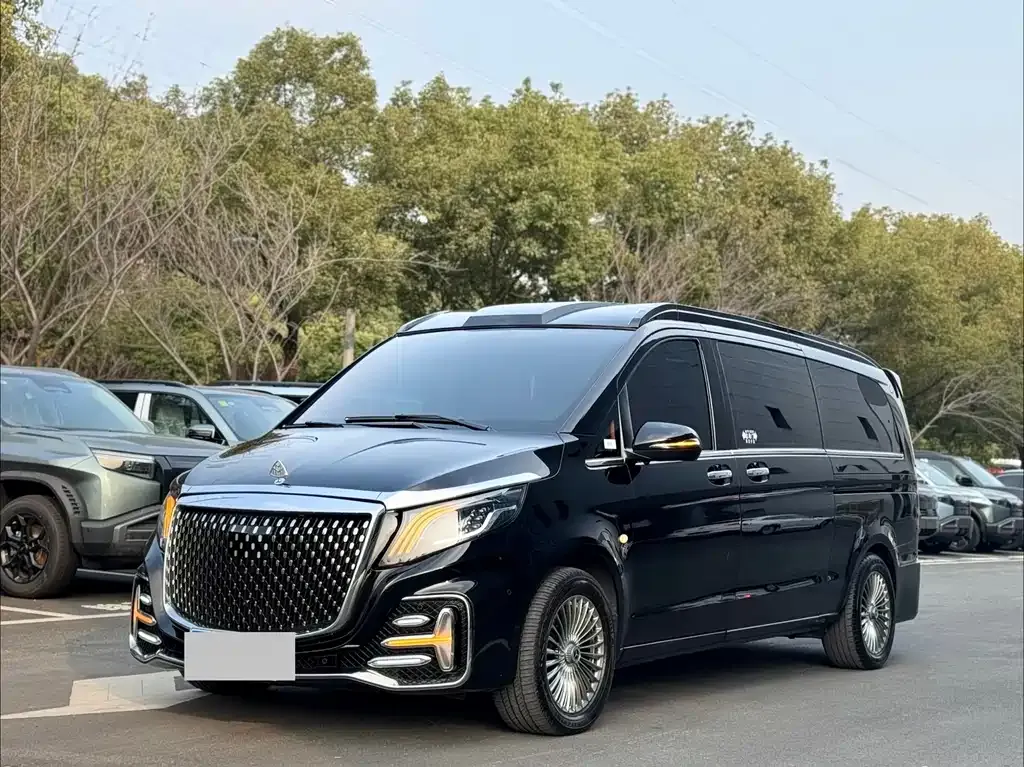 Mercedes-Benz Vito — фото 1