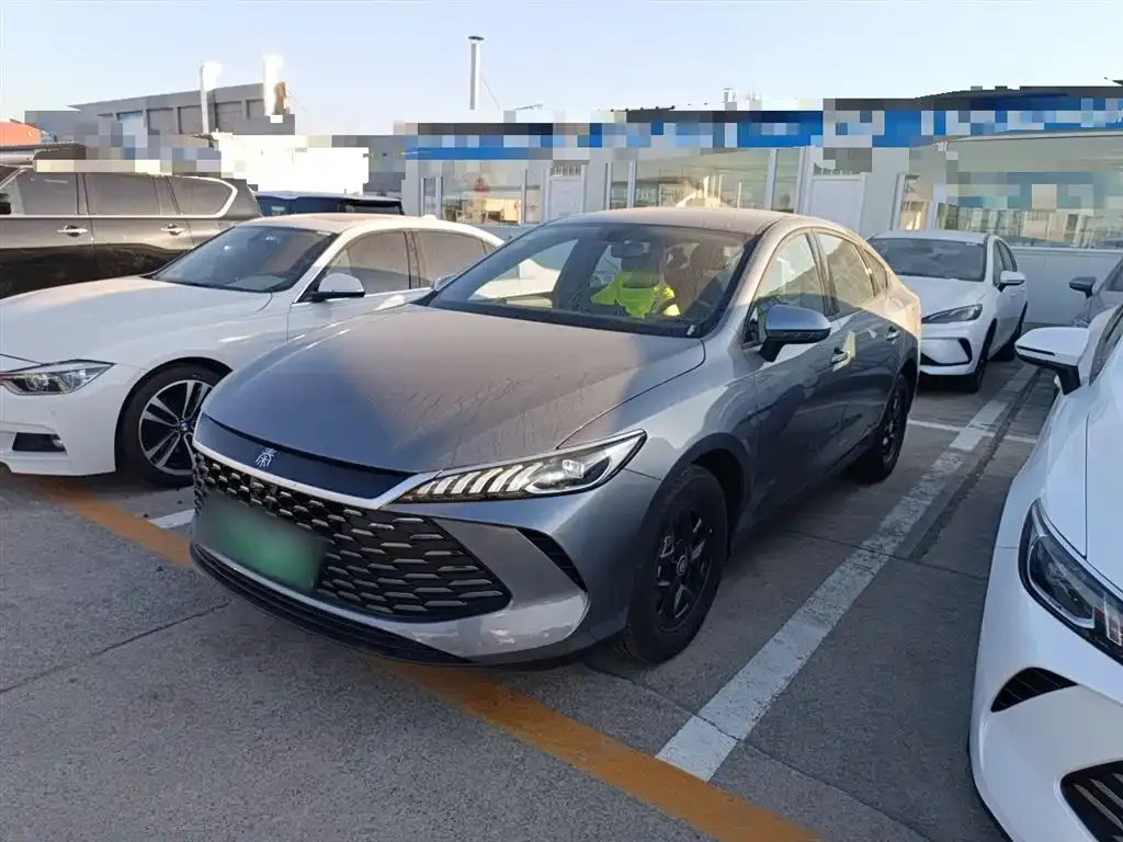 BYD Qin PLUS — фото 9