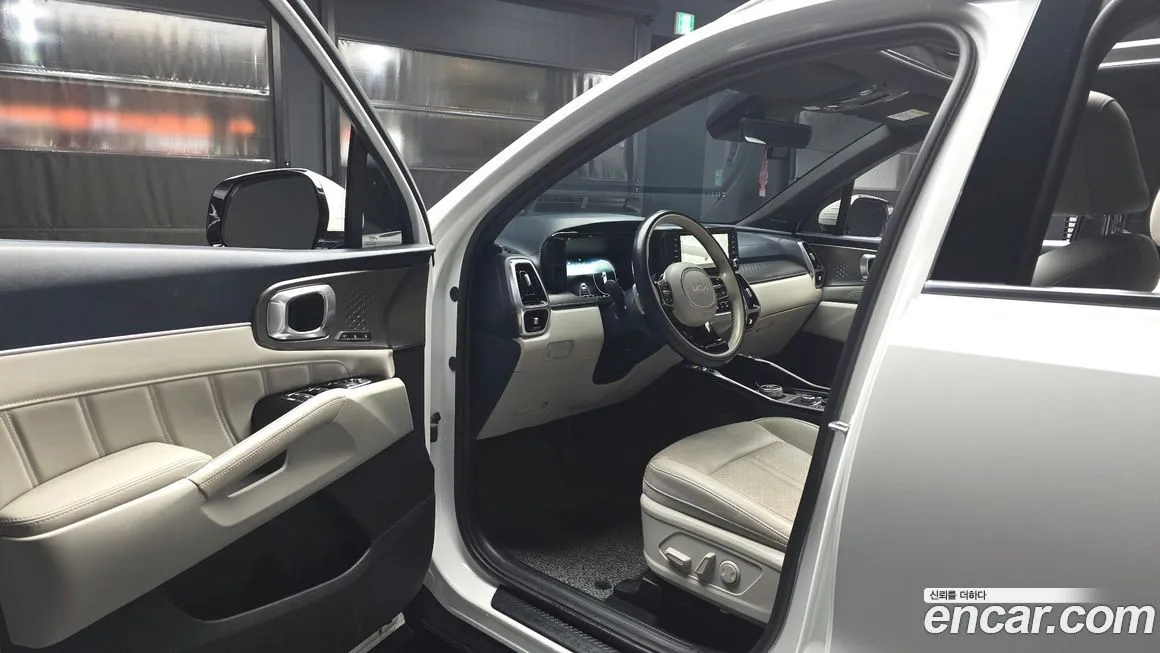 Kia Sorento — фото 10