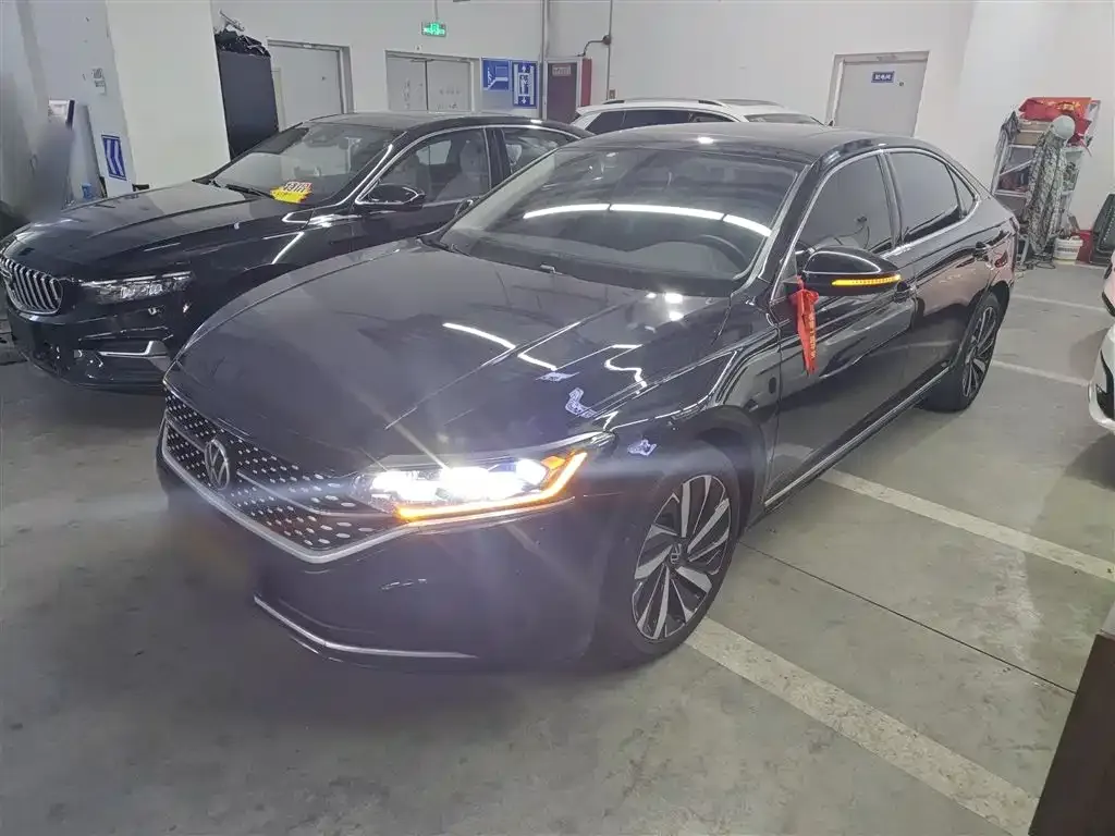 Volkswagen Passat — фото 7