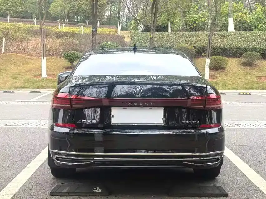 Volkswagen Passat — фото 6