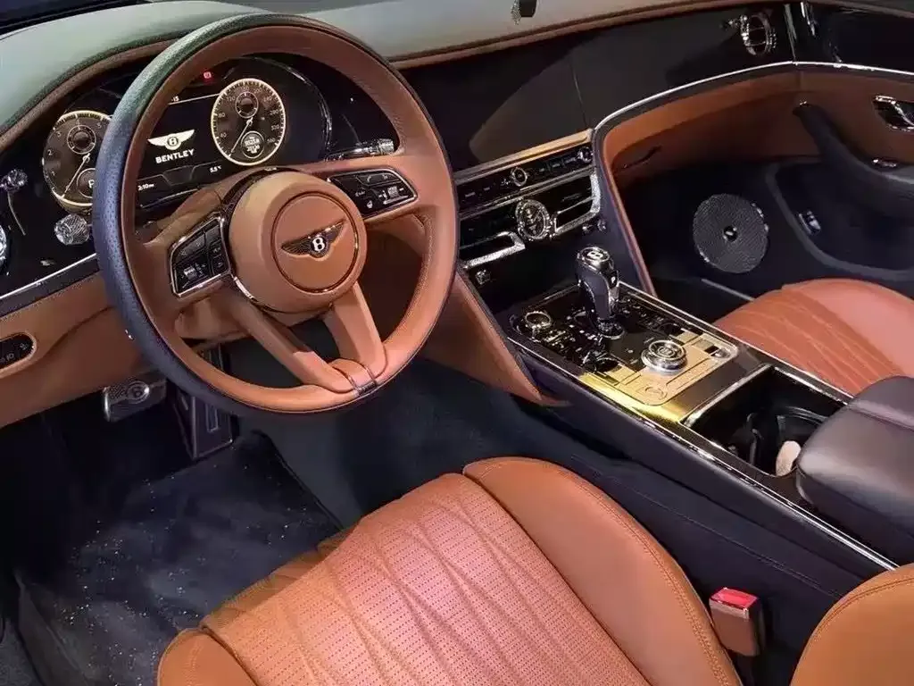 Bentley Flying Spur — фото 2