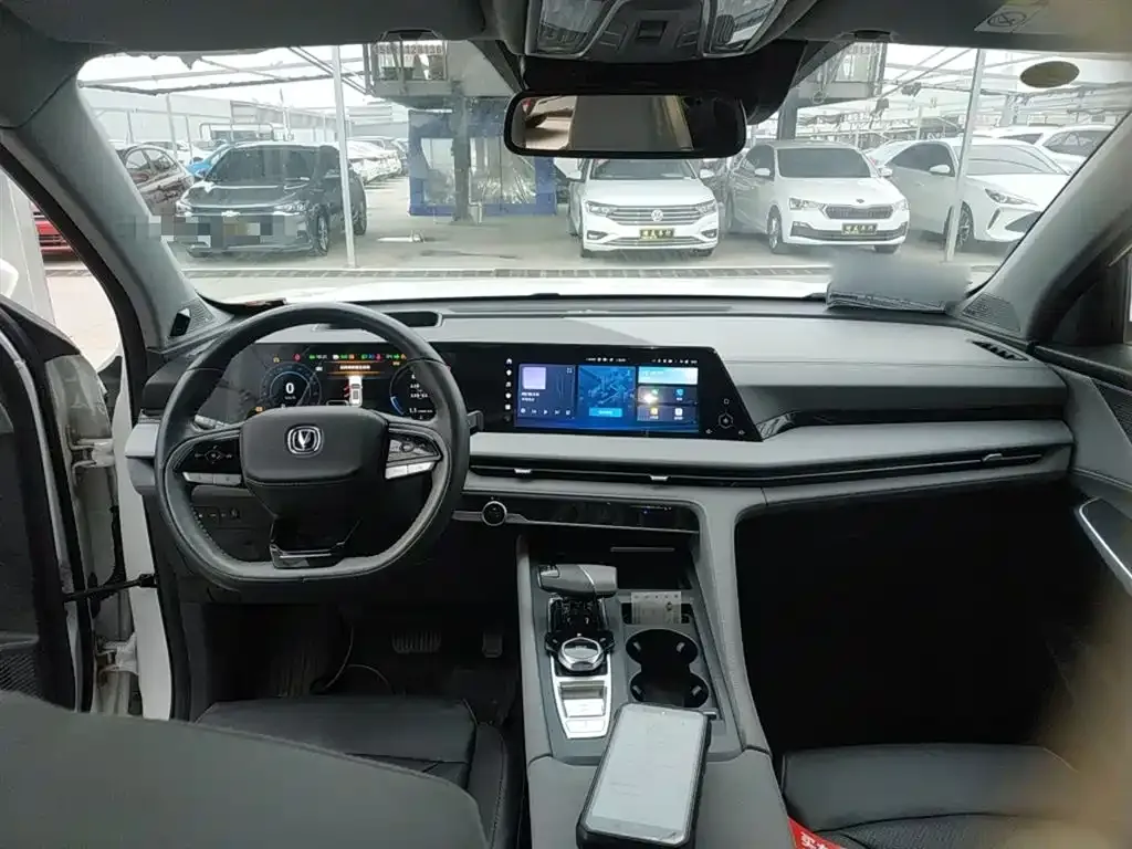 Changan CS75PLUS — фото 10