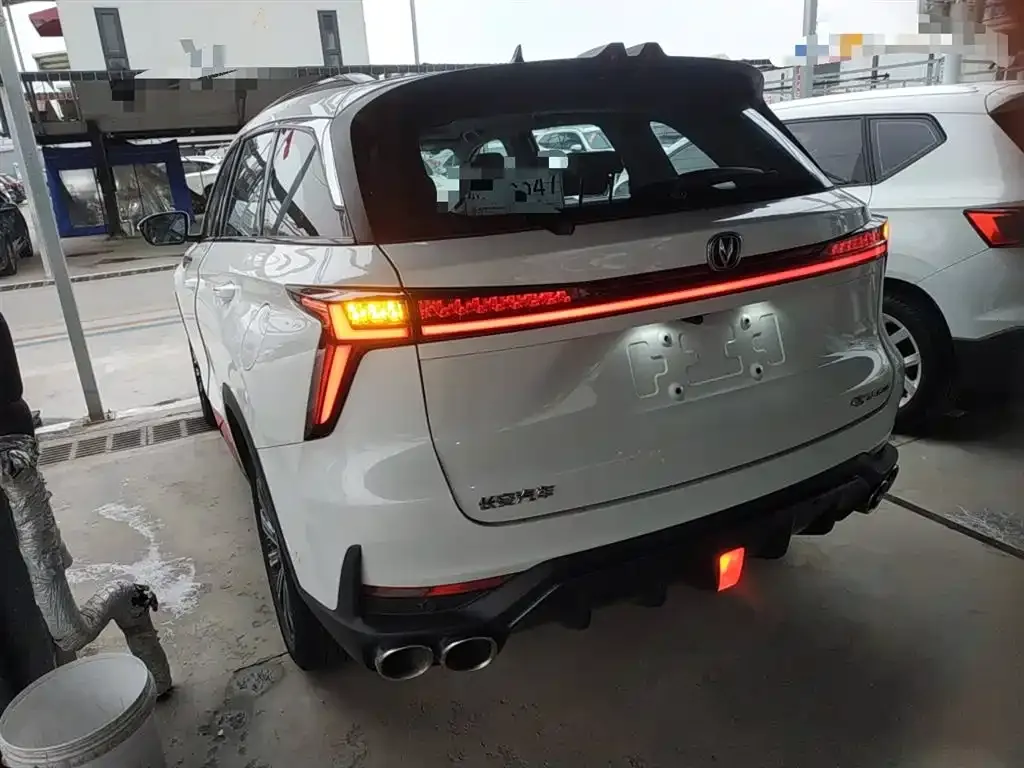 Changan CS75PLUS — фото 3