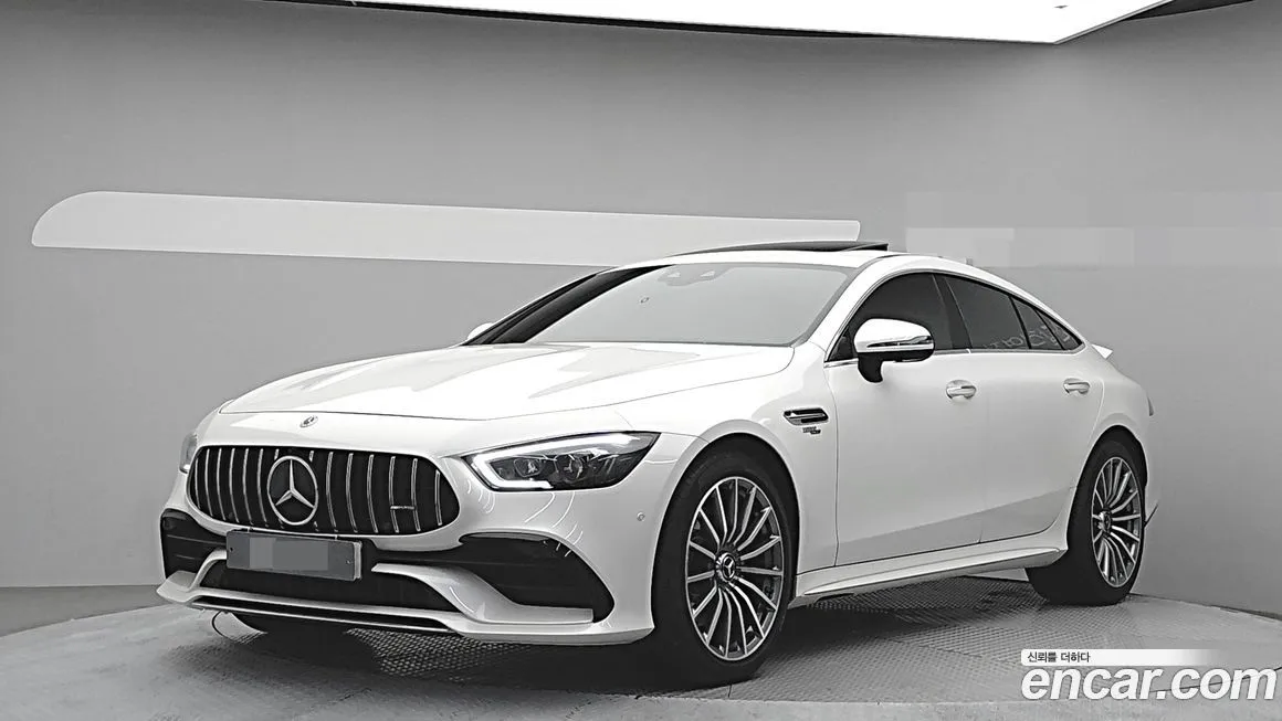 Mercedes-Benz AMG GT — фото 1
