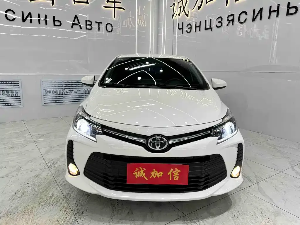 Toyota Vios — фото 7