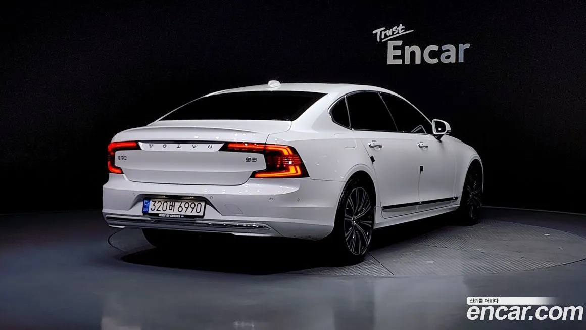Volvo S90 — фото 3