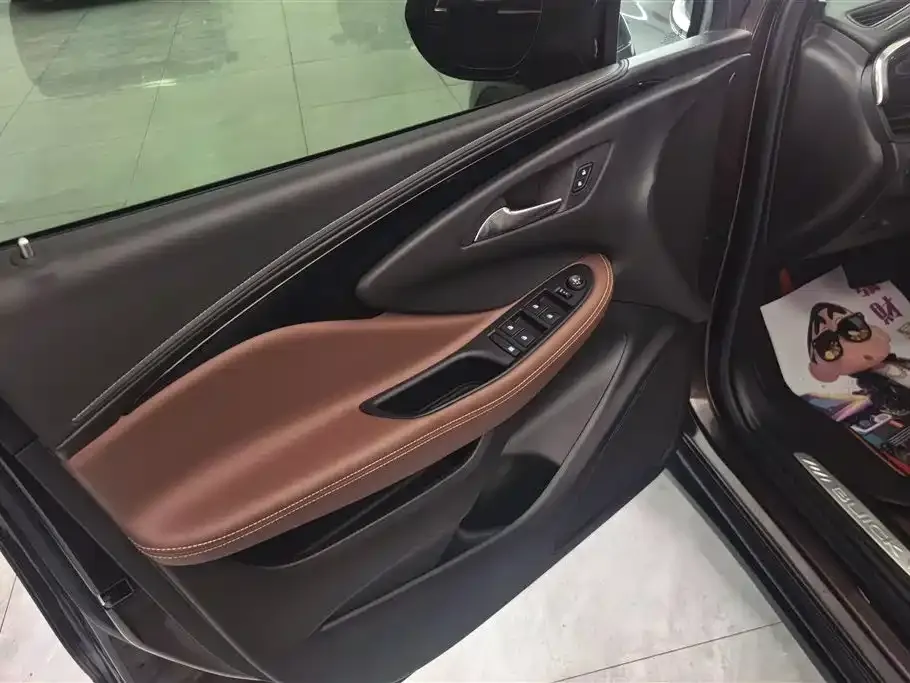 Buick Envision Plus — фото 8