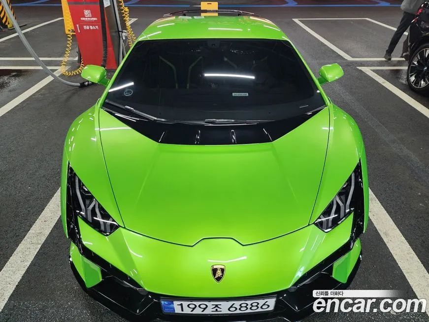 Lamborghini Huracan — фото 1