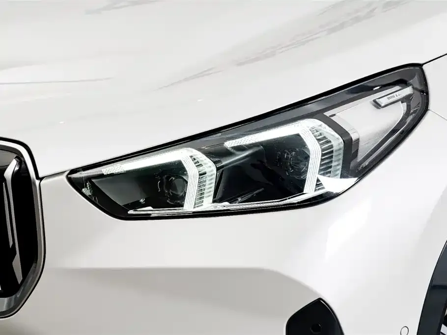 BMW X1 — фото 2