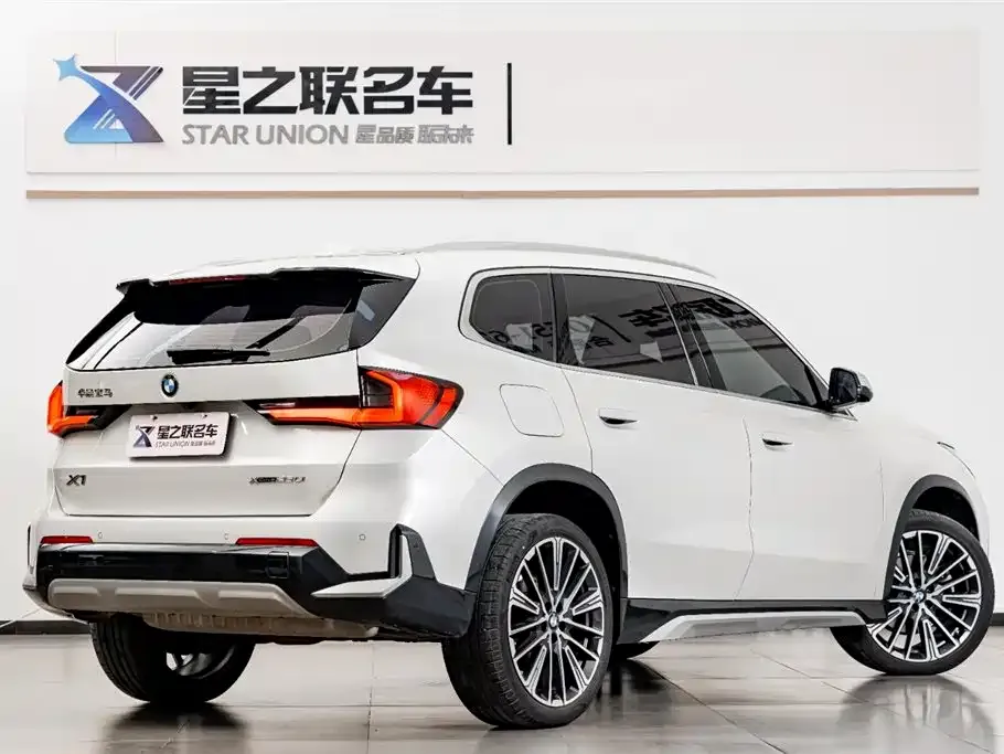 BMW X1 — фото 6