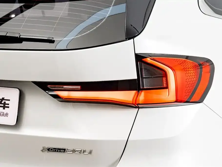 BMW X1 — фото 4