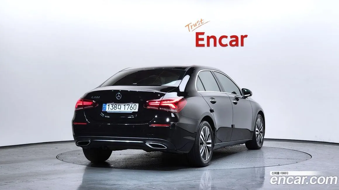 Mercedes-Benz A-Class — фото 4