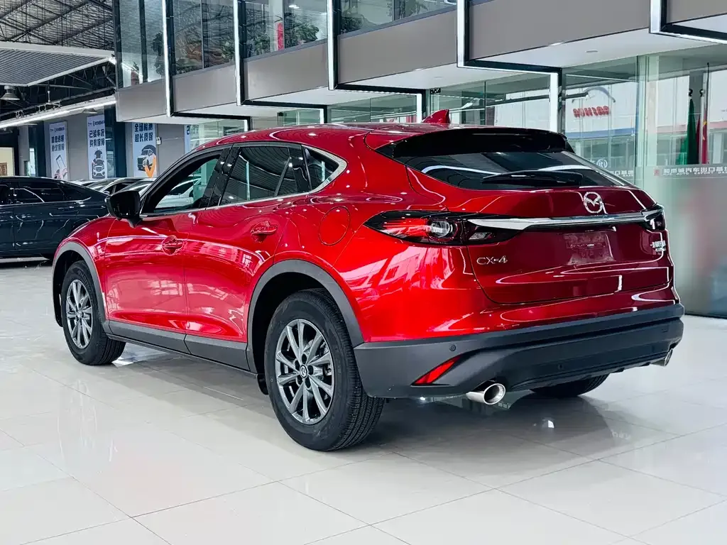 Mazda CX-4 — фото 3