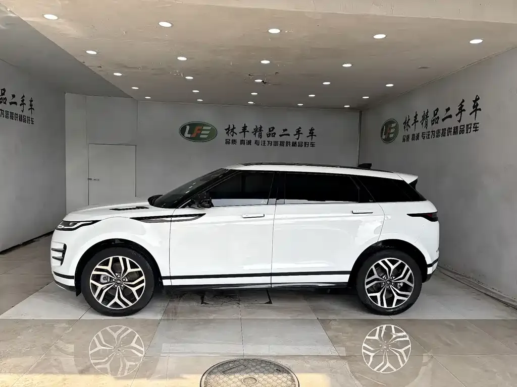 Land Rover Evoque — фото 10