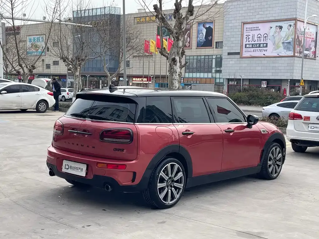 MINI Clubman — фото 6