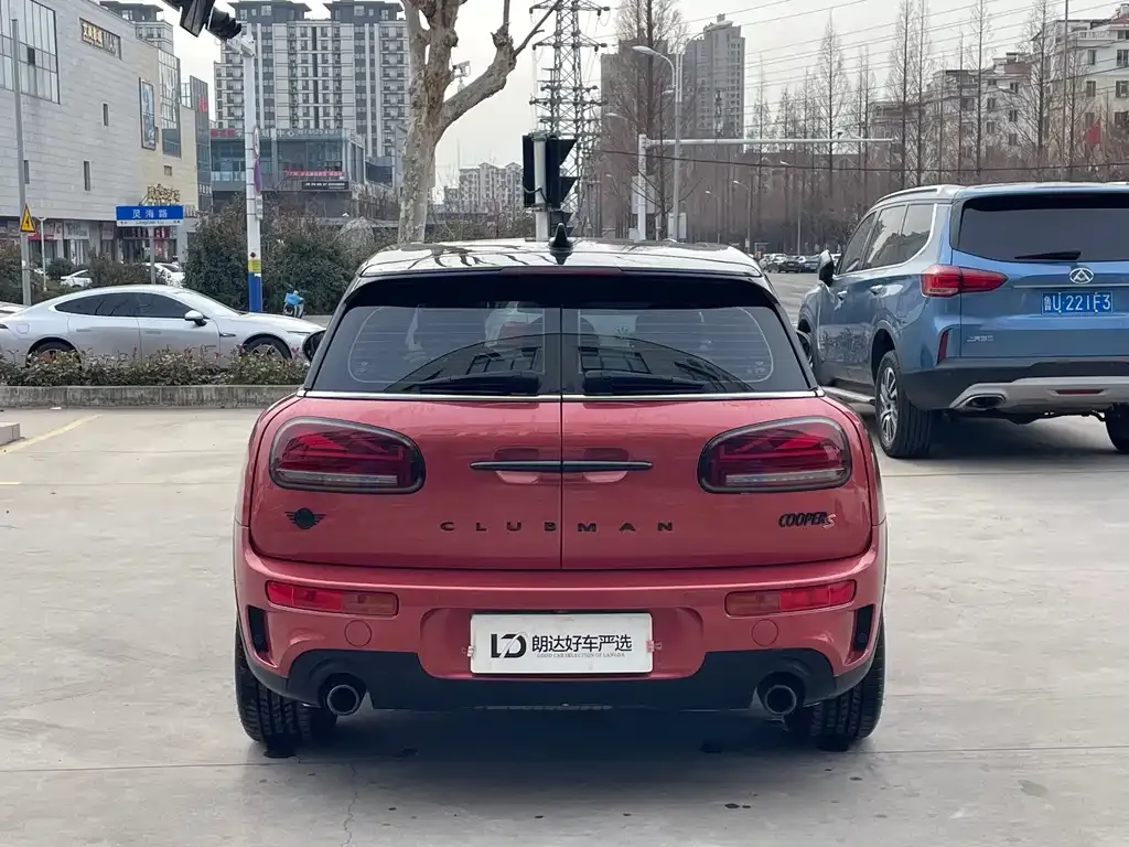MINI Clubman — фото 4