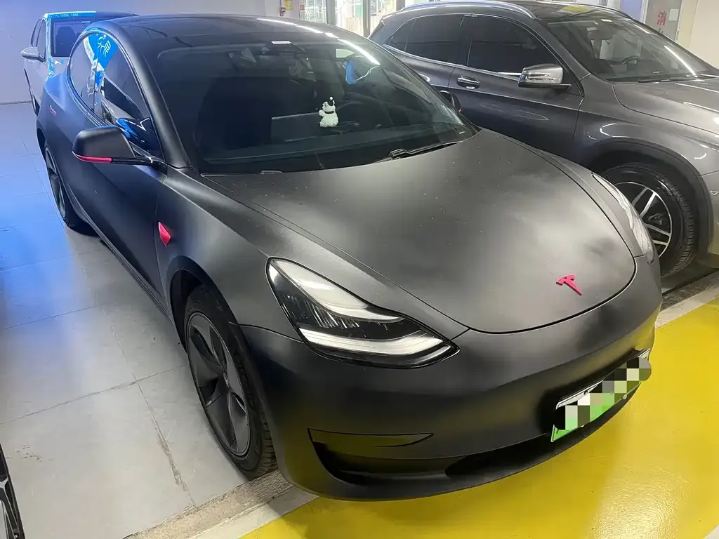 Tesla Model 3 — фото 3