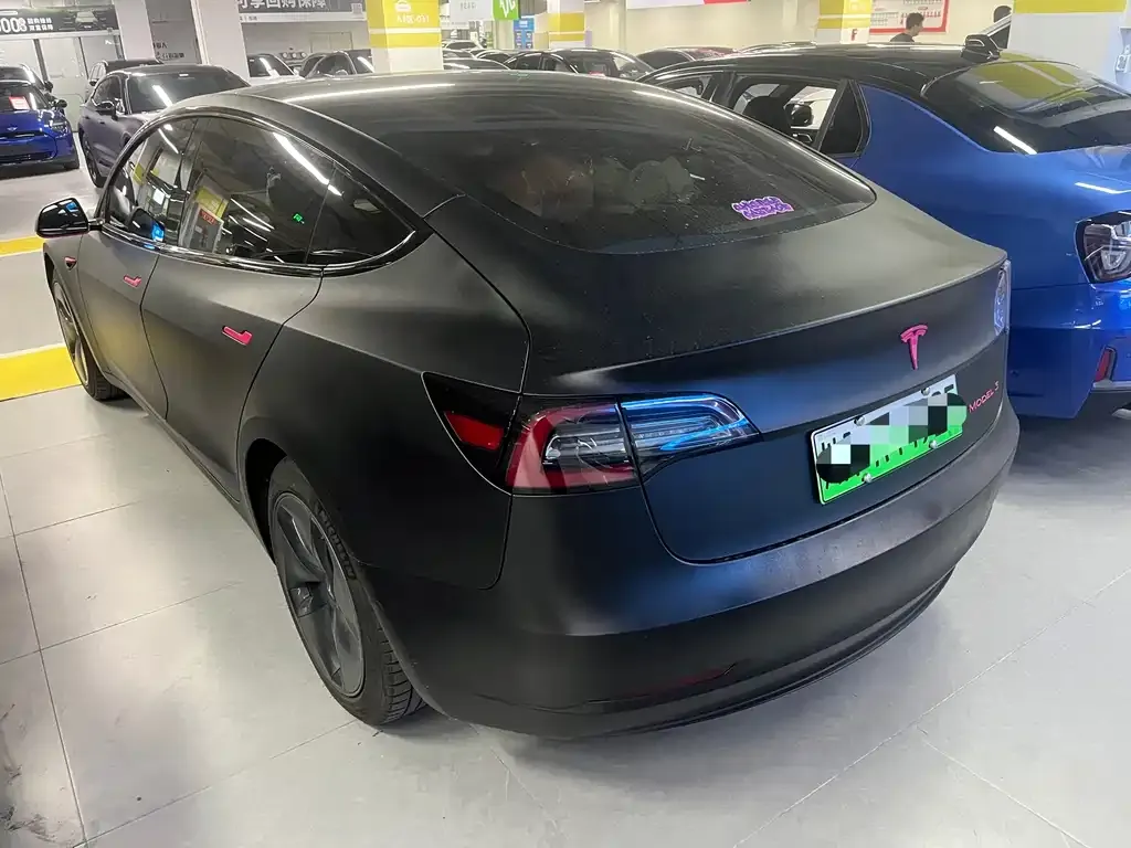 Tesla Model 3 — фото 4