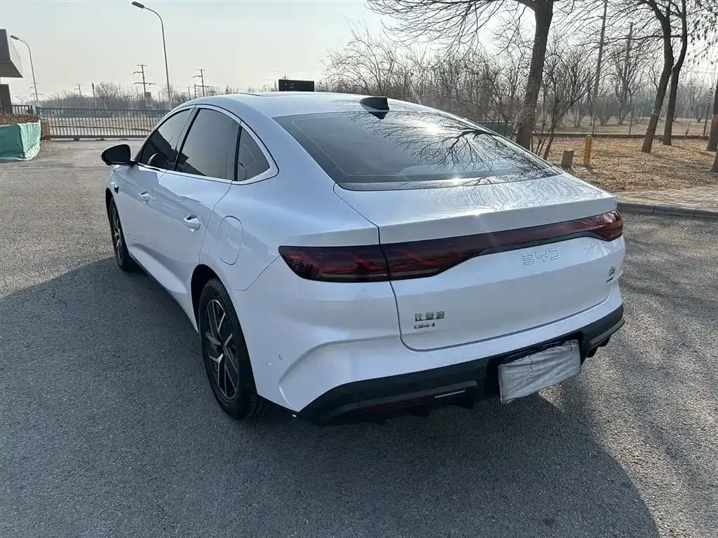 BYD Qin L — фото 3