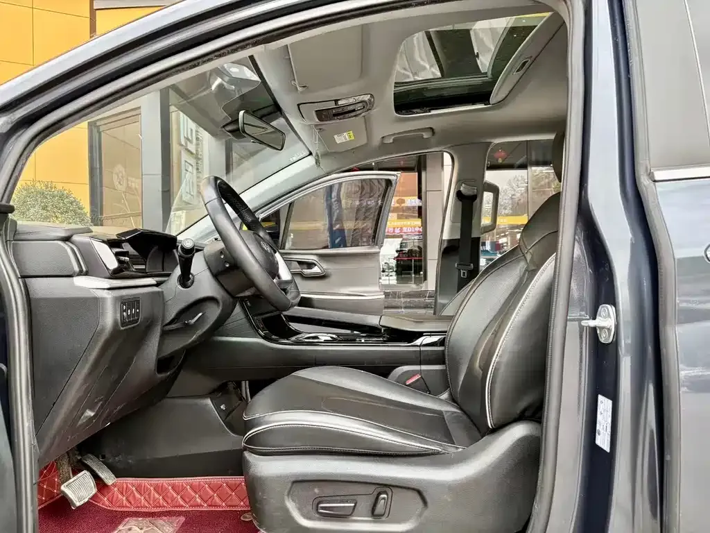 Hyundai Custo — фото 10