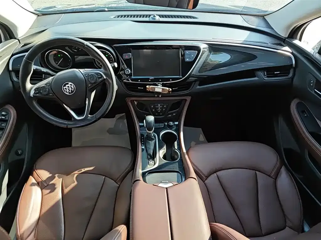 Buick Envision Plus — фото 8