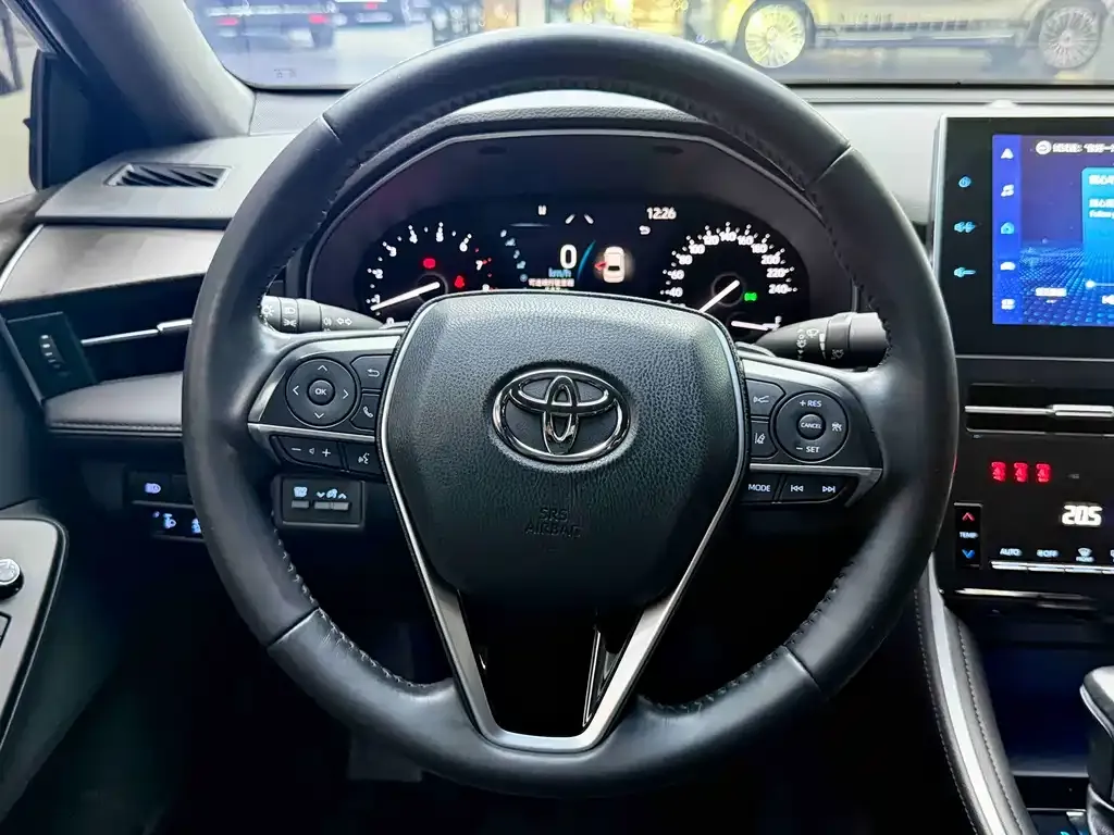 Toyota Avalon — фото 6