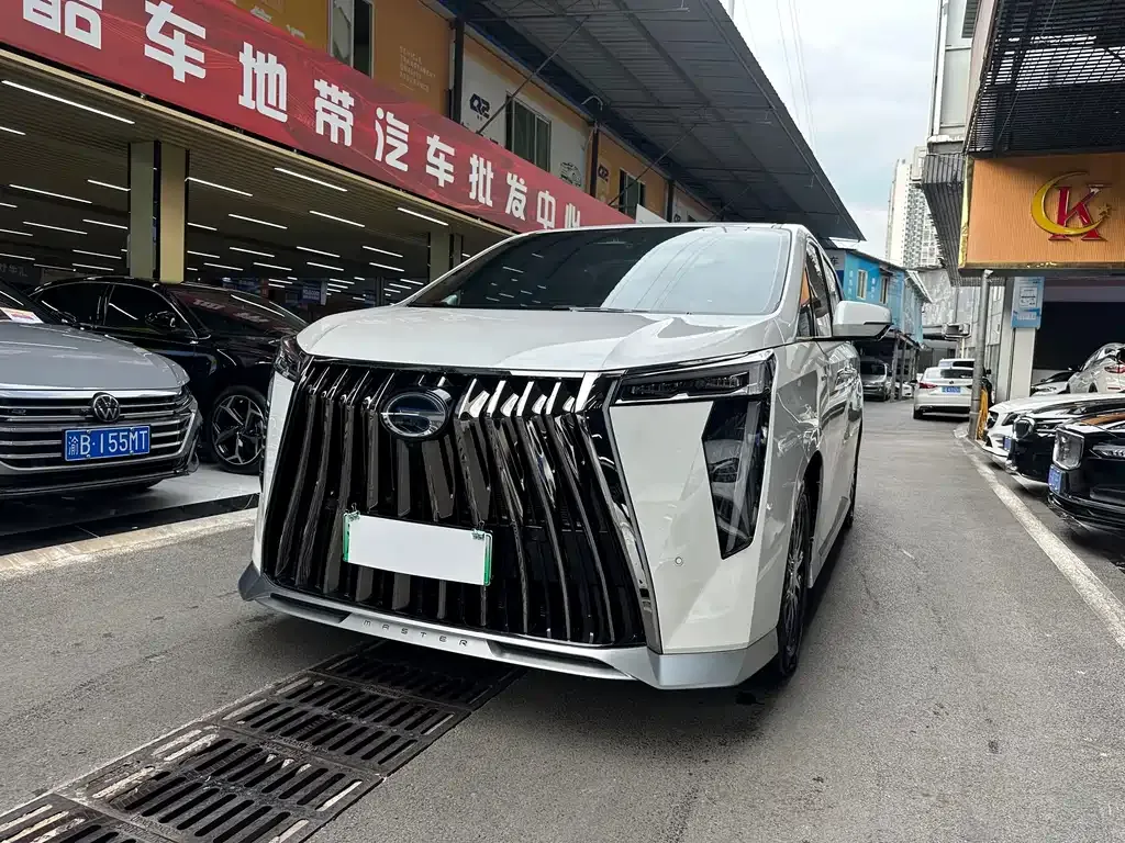 GAC Motor Trumpchi E9 — фото 1