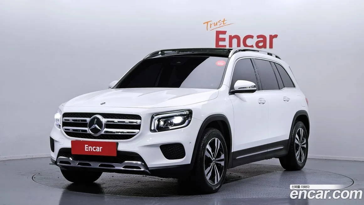 Mercedes-Benz GLB-Class — фото 1