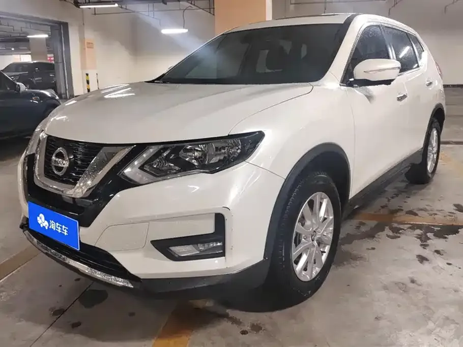 Nissan X-Trail — фото 1