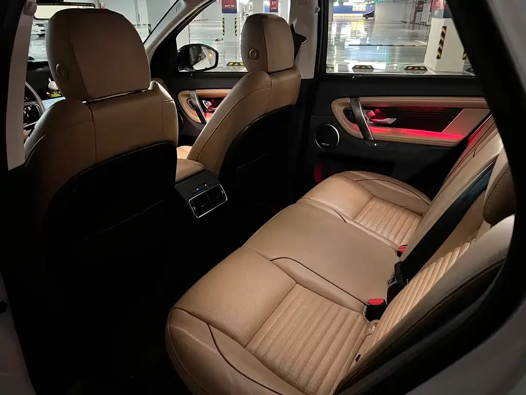 Land Rover Discovery Sport — фото 7