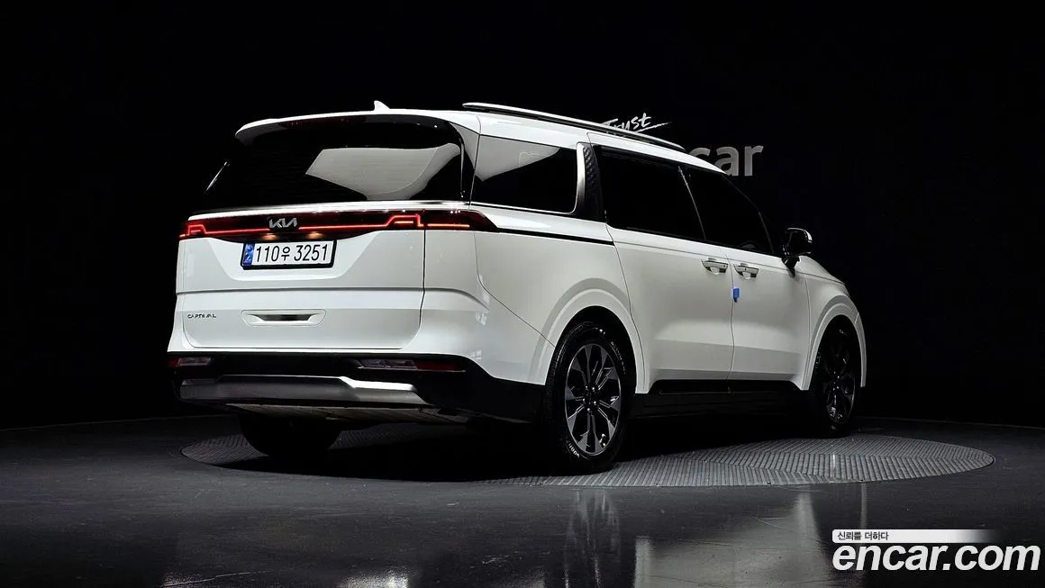 Kia Carnival — фото 2