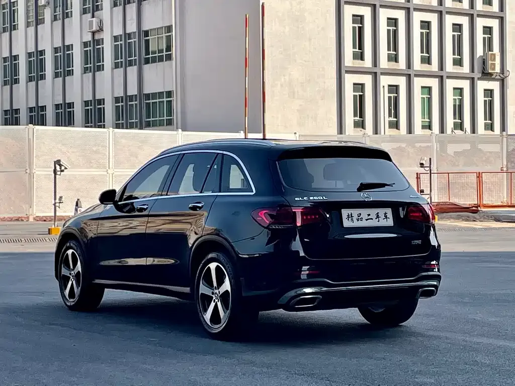 Mercedes-Benz GLC — фото 9