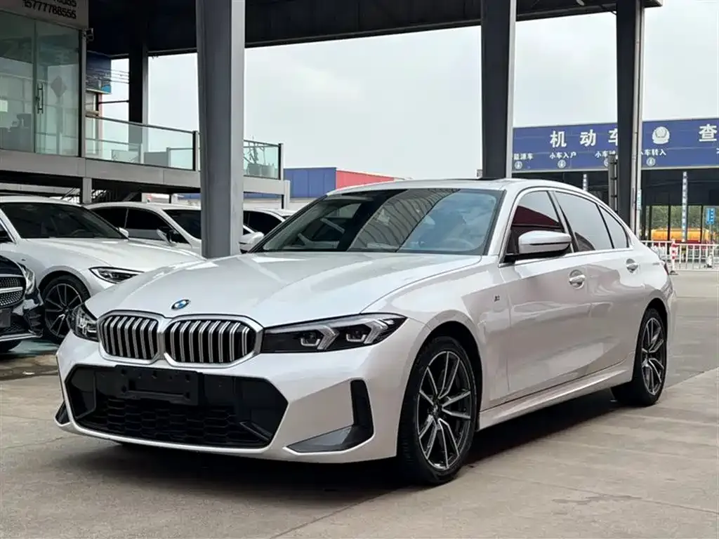 BMW 3 Series — фото 1