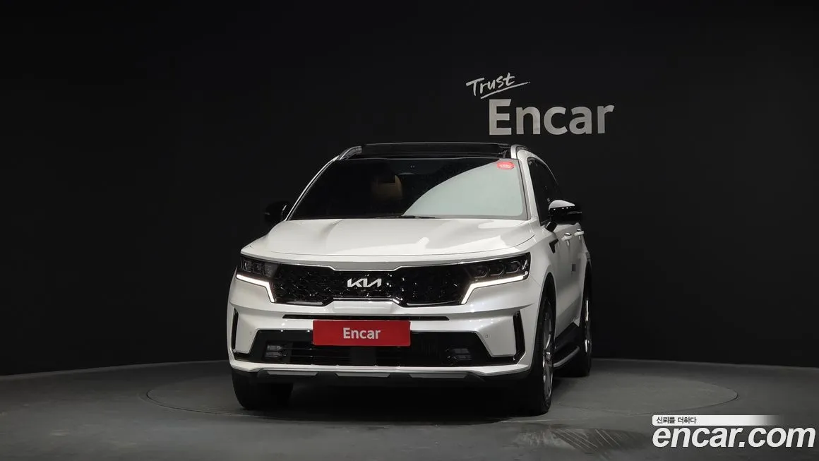 Kia Sorento — фото 5